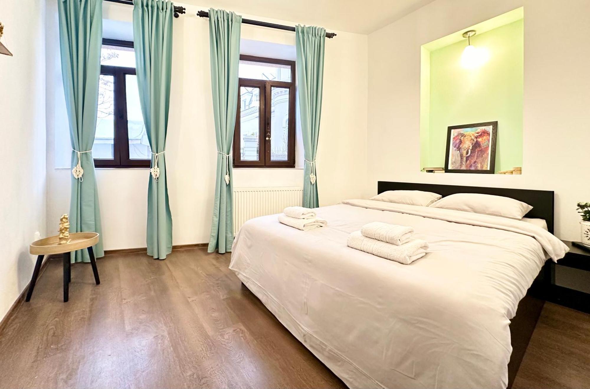 Holiday Apartments Bukarest Eksteriør billede